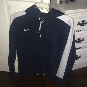nike dri fit hoodie